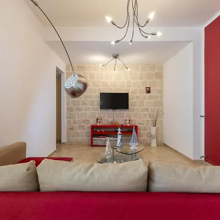Villa Marigu Con E Piscina