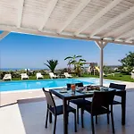 Marigu Con E Piscina 빌라 *