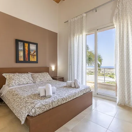 Villa Marigu Con E Piscina