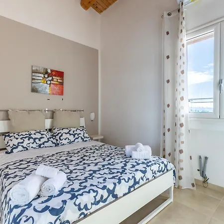 Villa Marigu Con E Piscina *