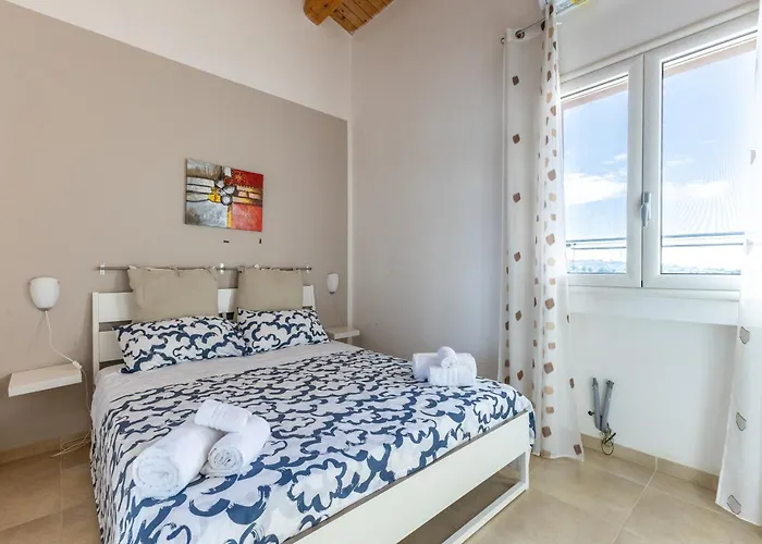 Villa Marigu Con E Piscina *